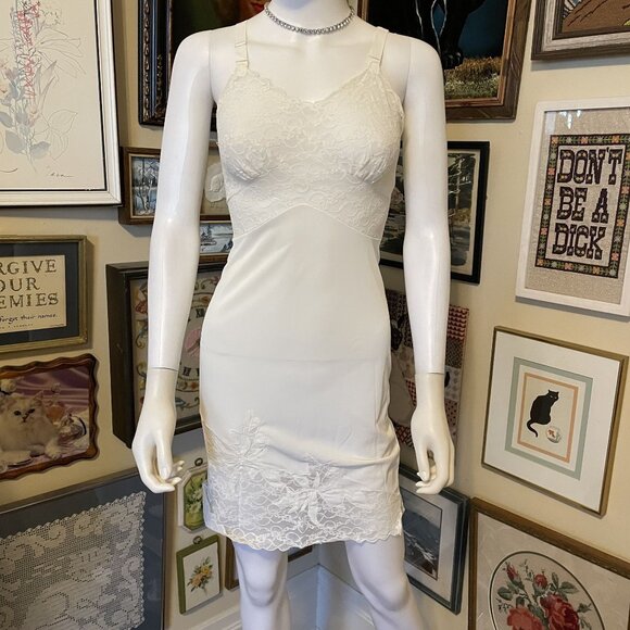 Movie Star Other - 70s Vintage Movie Star White Nylon Tricot Full Slip Dress with Lace Size 32